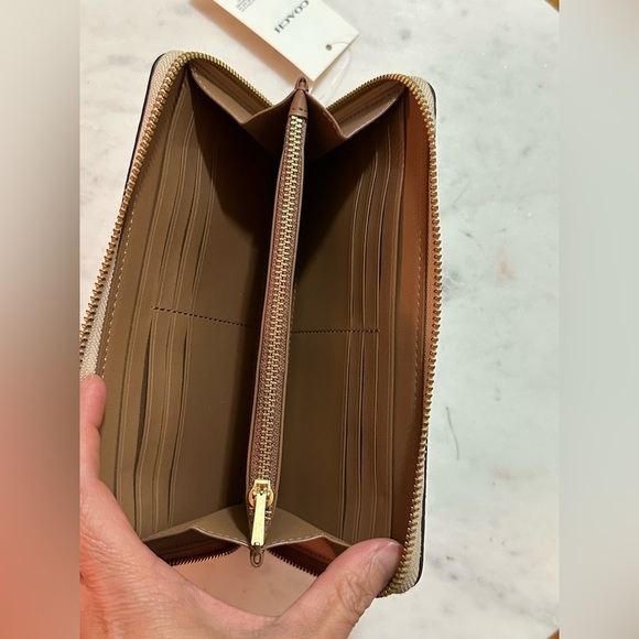 Coach zip wallet with floral print - Picture 3 of 3